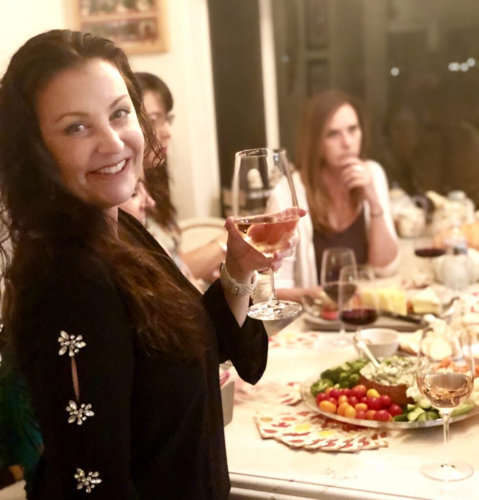 I recently attended a Cabi Fashion Experience and it was such a fun Girls Night Out filled with laughs, fashion, wine and personalized styling tips